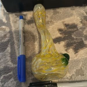 American hand made glass brand new never used functional smoking tobacco pipe.